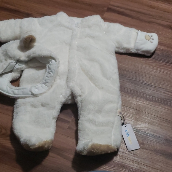 Kidsform. Baby romper/snow suit size 3-6 mos - Picture 1 of 6
